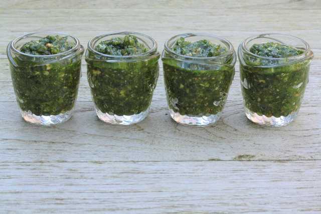 Dill-Pesto