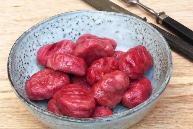 Rote Bete Gnocchi kompliziert